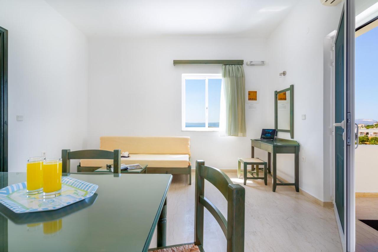 Eolos Apartments Chania  Bagian luar foto