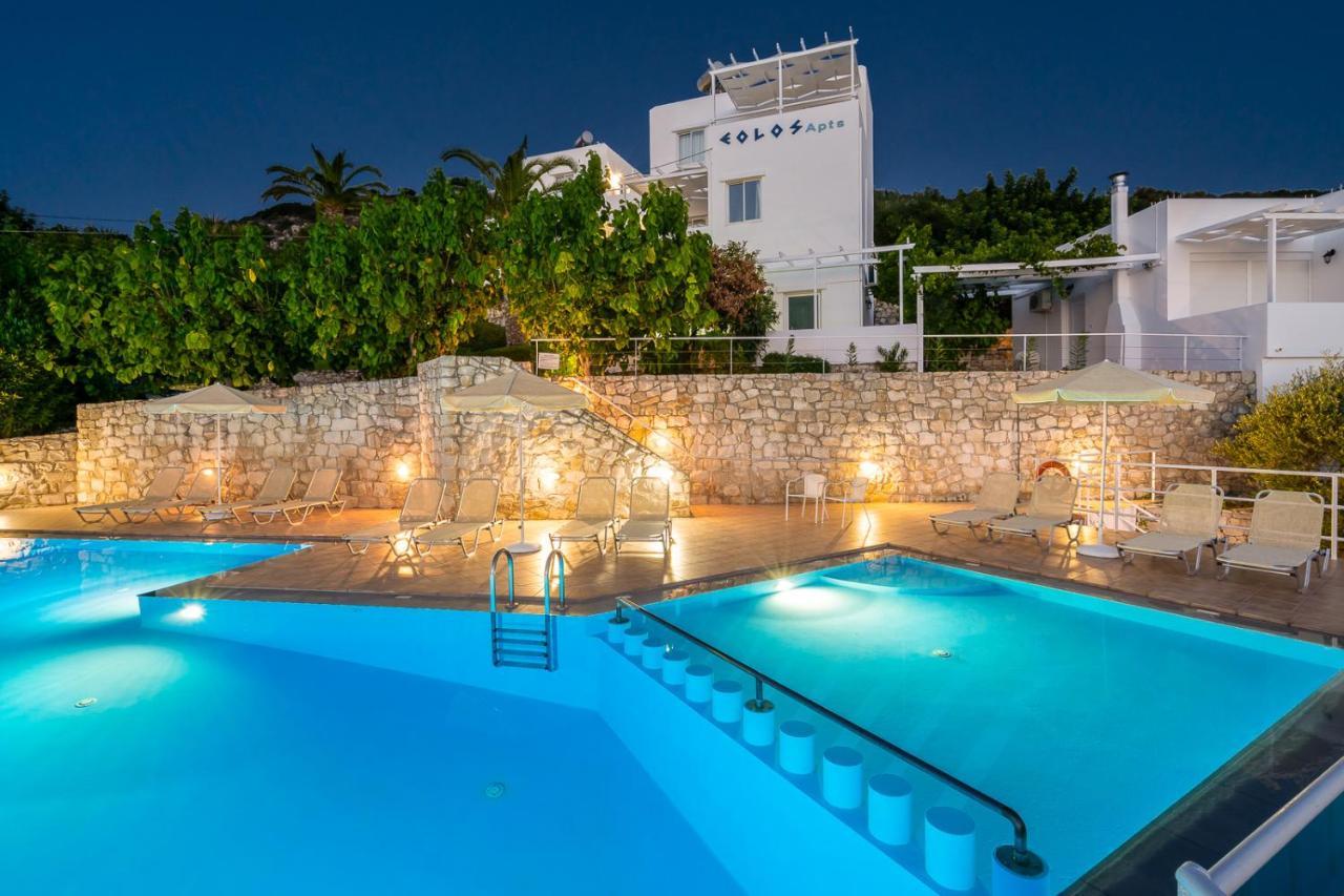Eolos Apartments Chania  Bagian luar foto