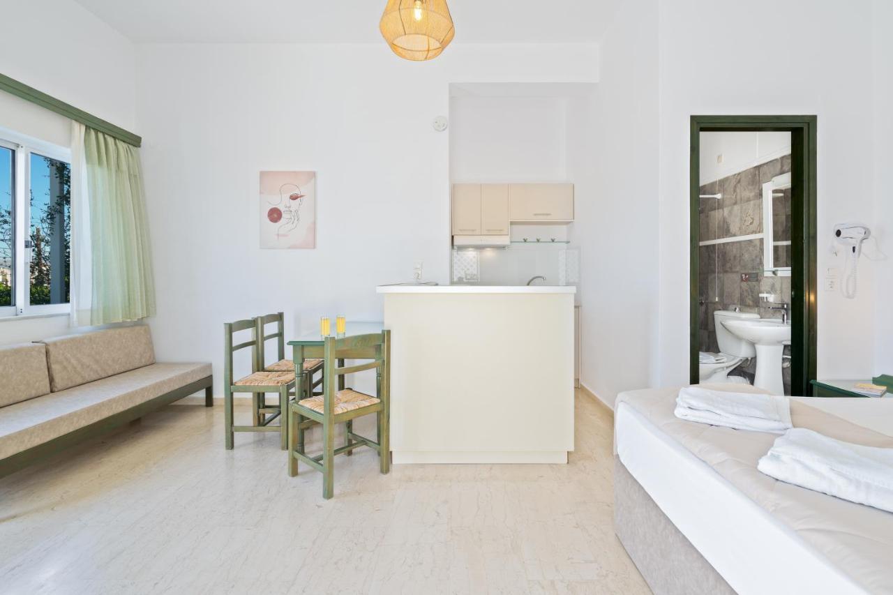 Eolos Apartments Chania  Bagian luar foto
